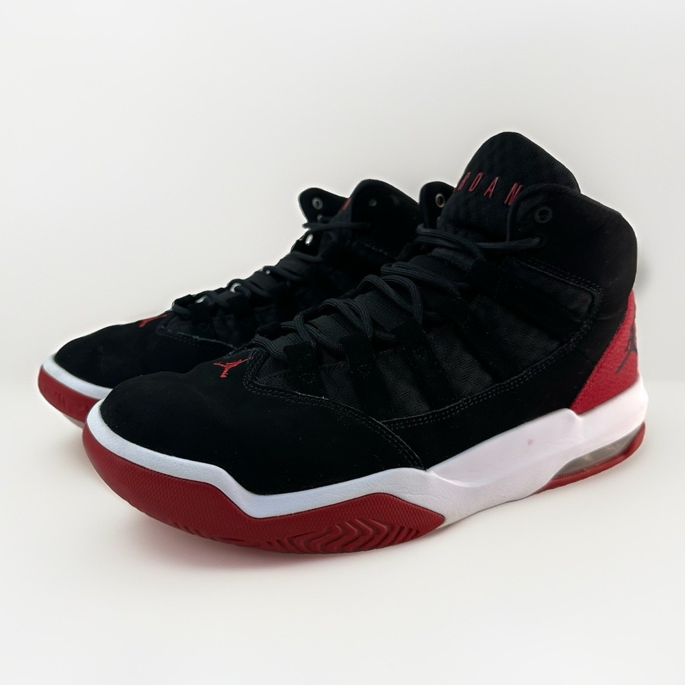 Jordan Max Aura AQ9084-023 Black Gym Red White Men's Size 9 Basketball Shoes